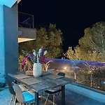 Cretan Stars * Χερσόνησος