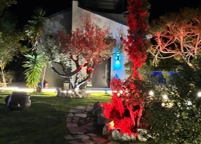 Cretan Stars فيلة *